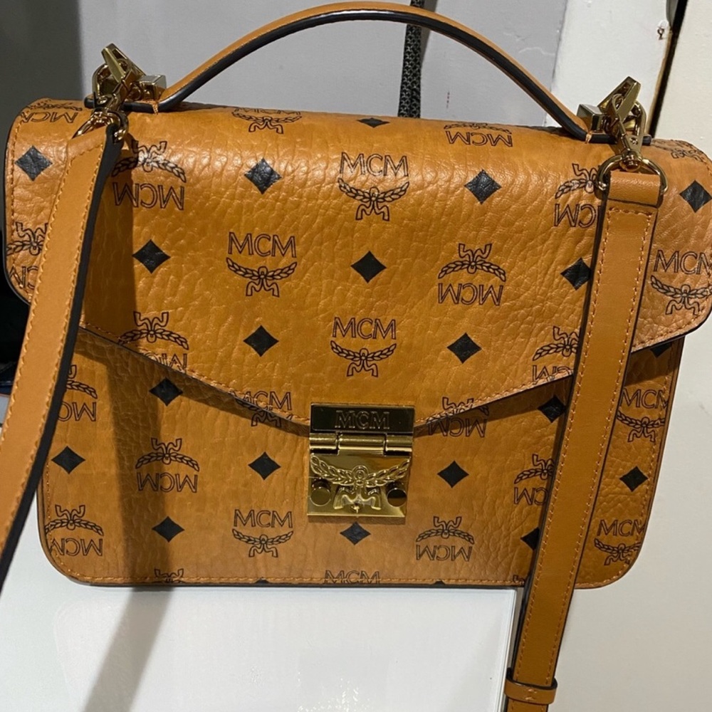 MCM Patricia crossbody - Picture 2 of 9
